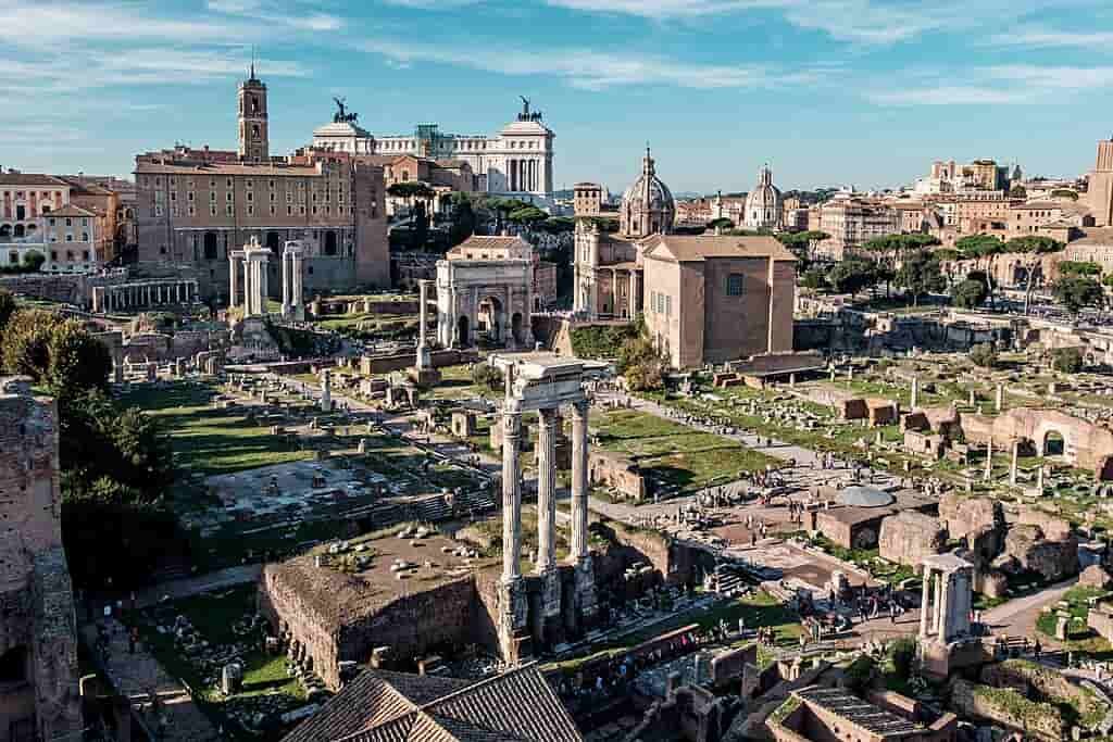 Pontos turísticos da Itália, Fórum Romano